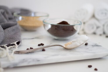 DIY Kosmetik - Kaffee Peeling selber machen - Geschenkidee für Mama - DIY Blog lindaloves
