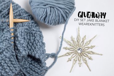 Weareknitters Giveaway blaue Decke selber stricken DIY Blog